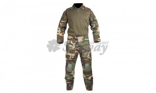 DELTA TACTICS COMBAT UNIFORM WOODLAND