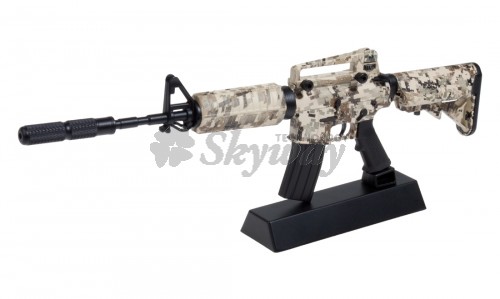 MODÈLE D\'ÉCHELLE M4 CAMO GHOST